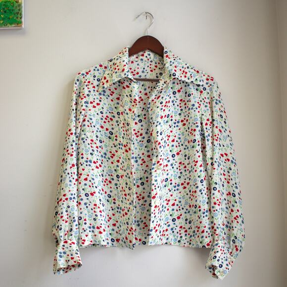 Vintage 70s Concord Fabrics Red White and Blue Floral Blouse Size Medium - Picture 1 of 5